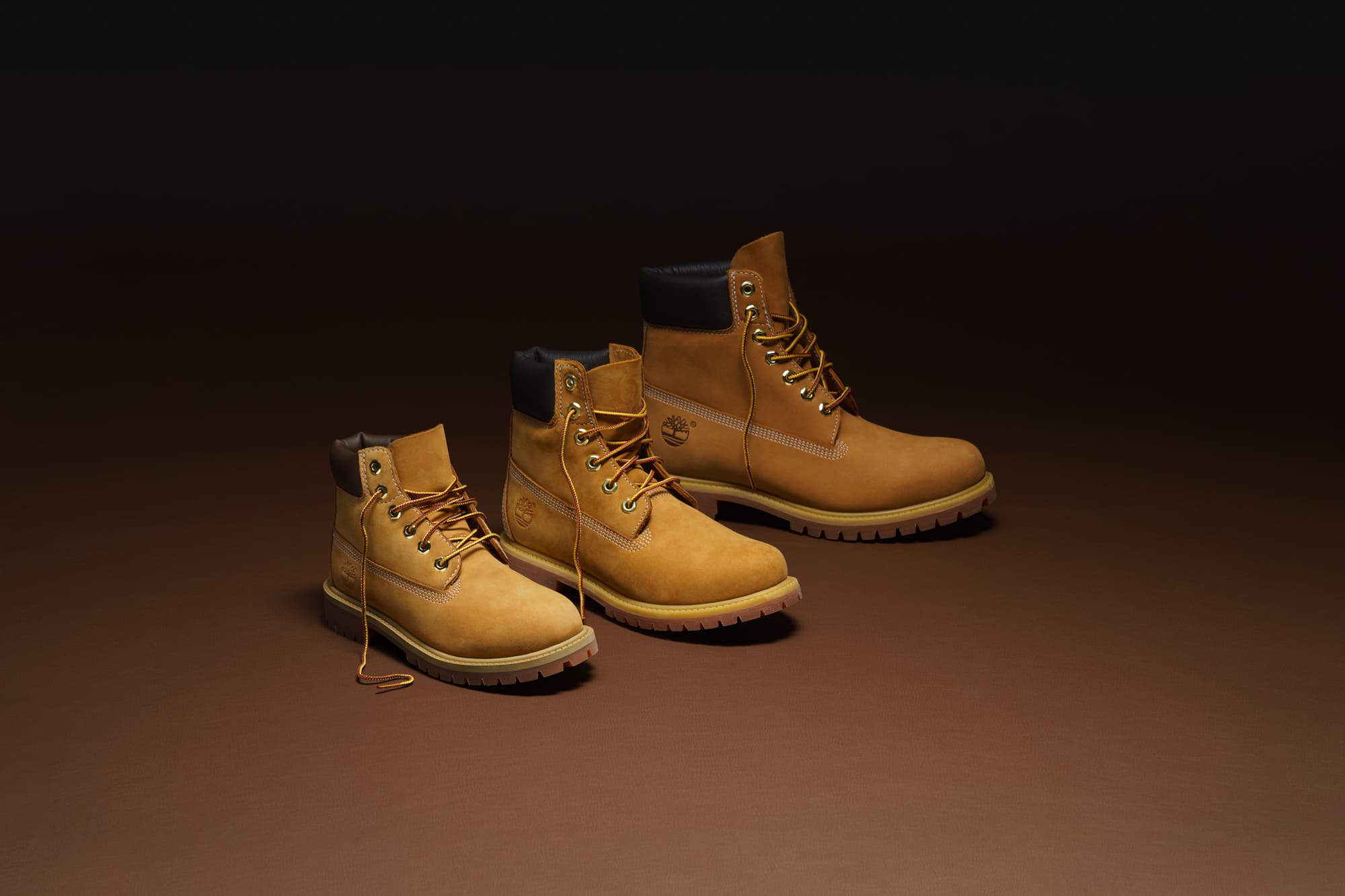 Craquez pour la Yellow Boot disponible pour toute la famille, un modèle iconique à travers les années !